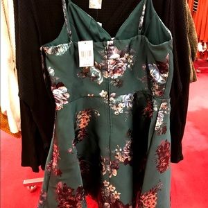 Green short formal dress